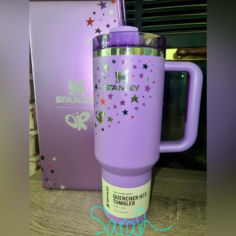 Stanley x Olivia Rodrigo Quencher Tumbler BNWT 40oz